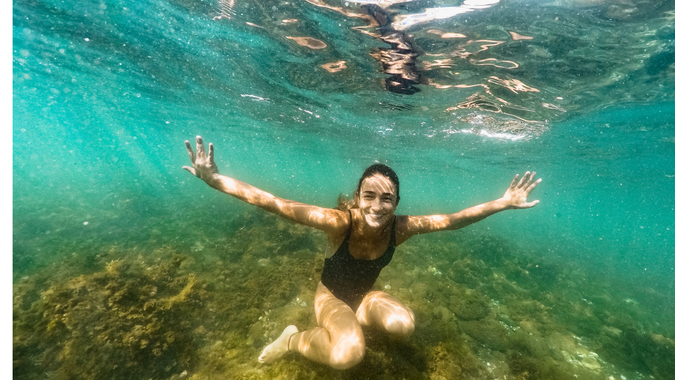 Capture the moments - waterproof phone case and camera